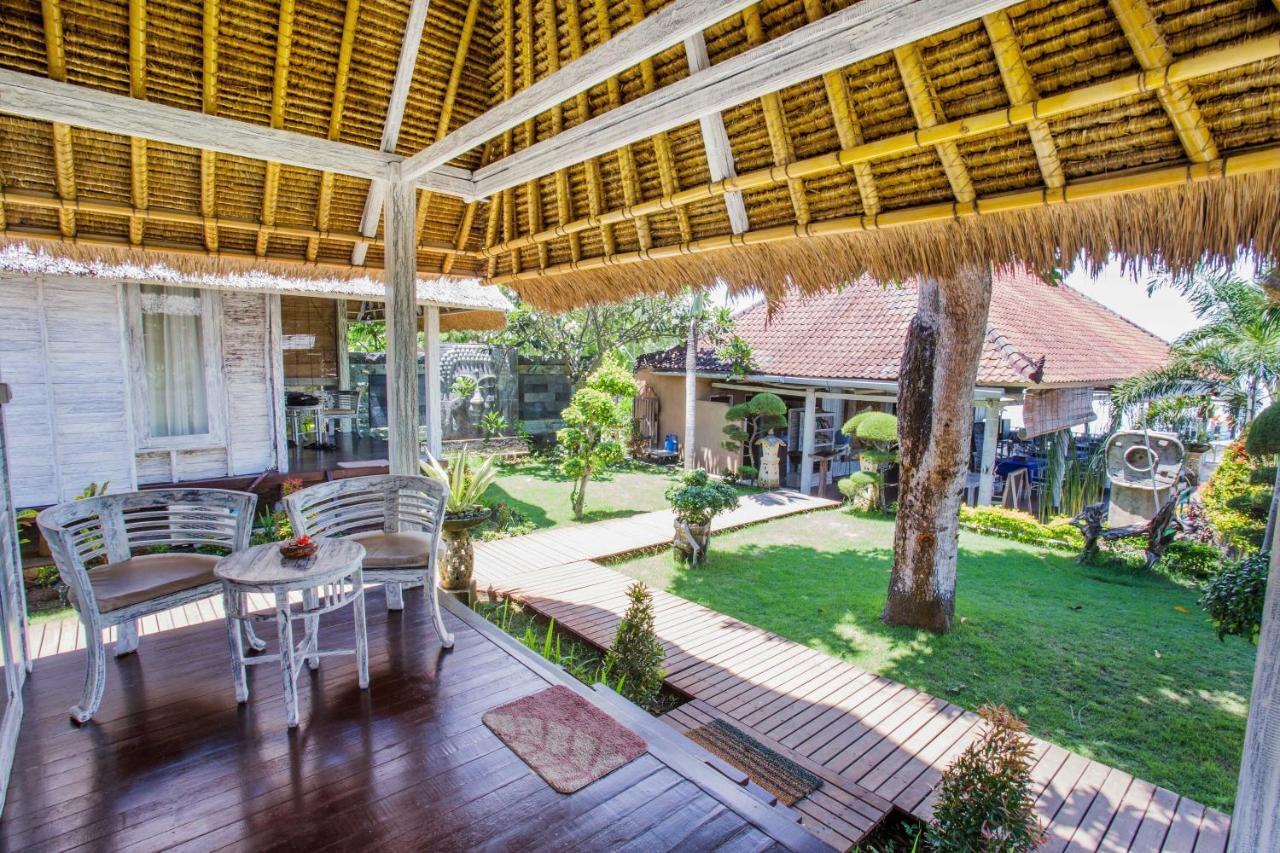 Bay Shore Huts نوسا ليمبونغان المظهر الخارجي الصورة